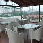 Mak Hotel